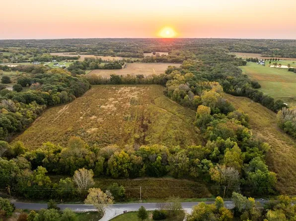 S Hunt Rd, Lone Jack, MO 64070