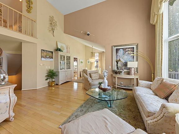 4th image of 14604 Morningside Rd