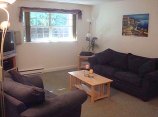 11 Walker Rd APT 4, North Andover, MA 01845