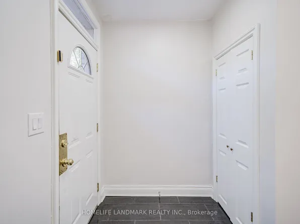 237 Ontario St, Toronto, ON M5A 2V6