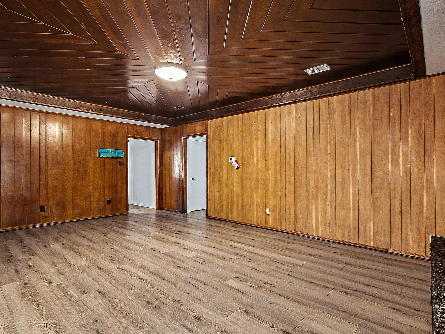 4 bed, 1400 sqft, $1,895 — Photo 3