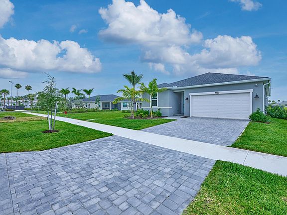 2nd image of 8960 Dahlia Circle