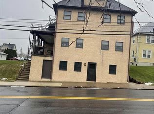 343 Mauch Chunk St, Nazareth, PA 18064