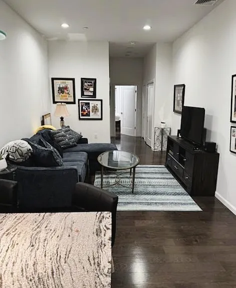 415 New York Ave #2B — Photo 4