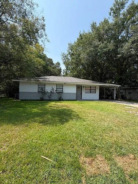 166 Linda Cir