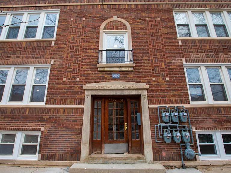 3355 N Whipple St #2S — Photo 8