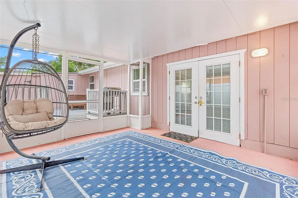 1 bed, 1.0 bath, 540 sqft, $1,600 — Photo 2