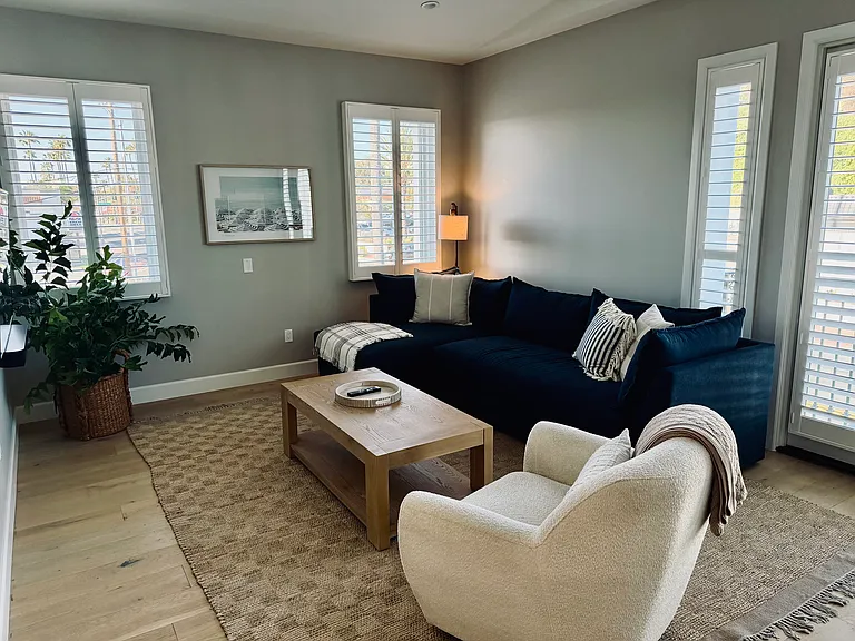 1010 S El Camino Real — Photo 26
