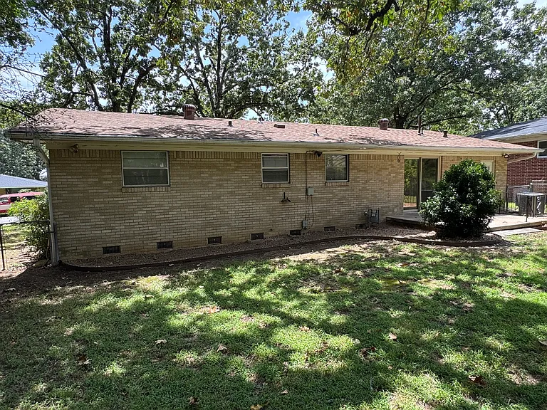 10 La Vista Dr — Photo 14