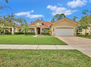6817 Osage Cir, Greenacres, FL 33413