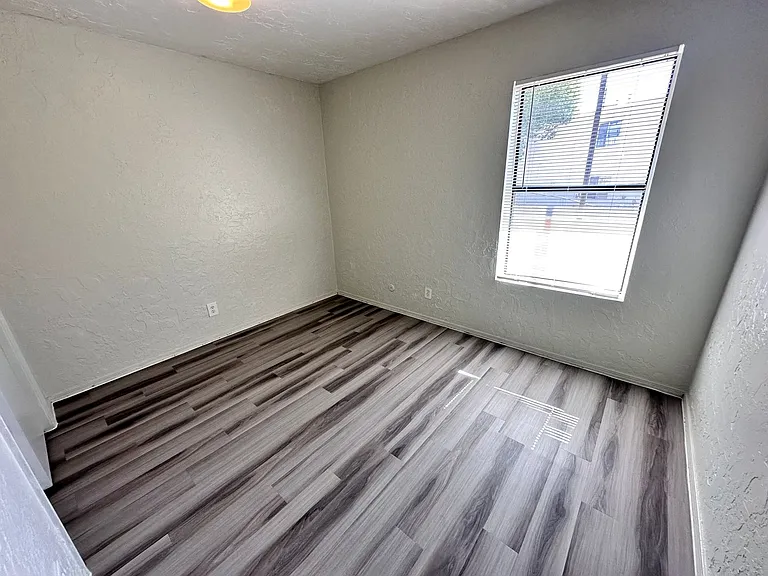 3504 Tulane Dr Ne — Photo 14