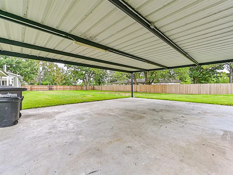 5220 Krueger Dr — Photo 11