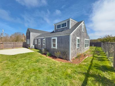 1 H St, Nantucket, MA, 02554