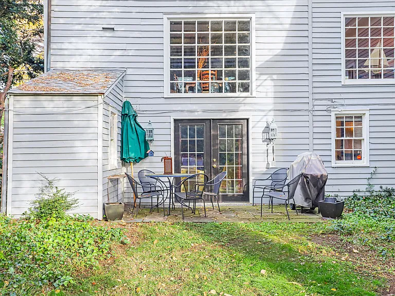 49 Hollow Tree Ridge Rd — Photo 22