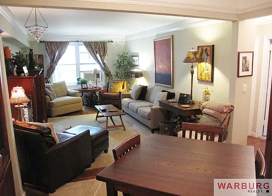 Sold by Warburg | media 13