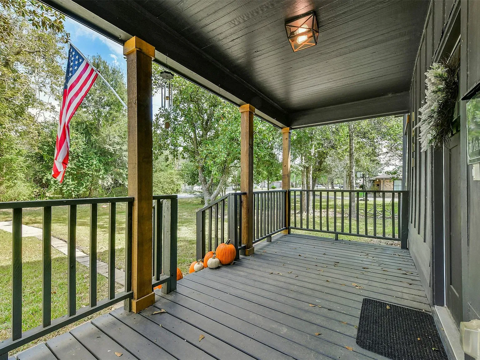 3 bed, 2.0 bath, 1286 sqft, $1,900 — Photo 4