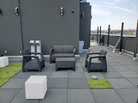 Rented by Signature Property Realty | media 27