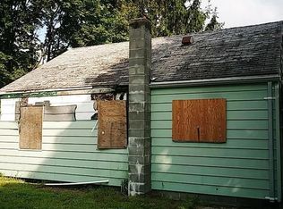 11 Brown St, Riverhead, NY 11901