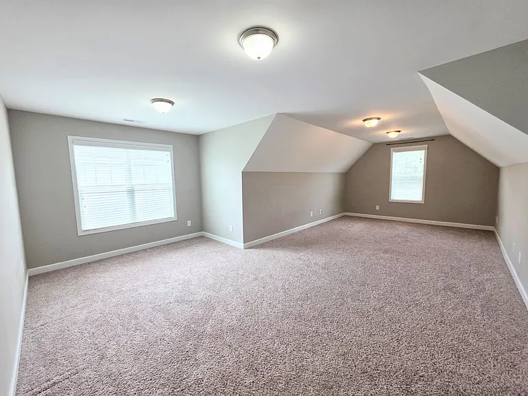 2229 Andalusian Dr — Photo 27