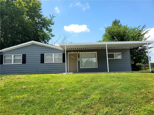 2530 S 52nd St, Kansas City, KS 66106