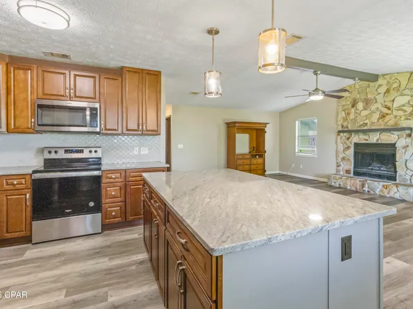 1215 Tammy Ln, Panama City, FL 32404
