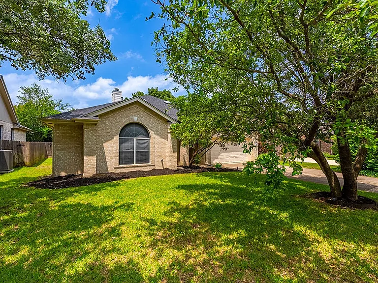 4108 Sun Spirit Dr — Photo 3