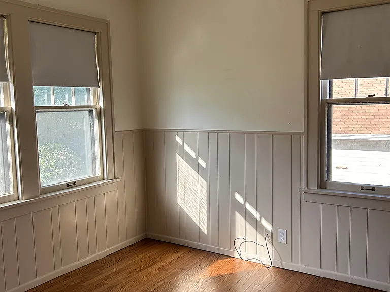 4327 Chicago St — Photo 9