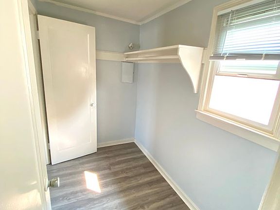 5th image of 453 W San Bruno Ave #5