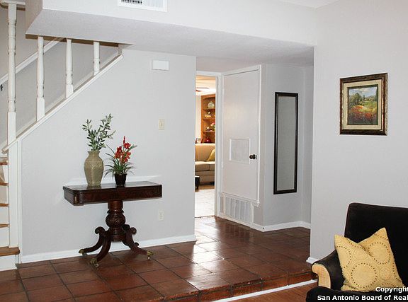 2nd image of 216 Dandelion Ln