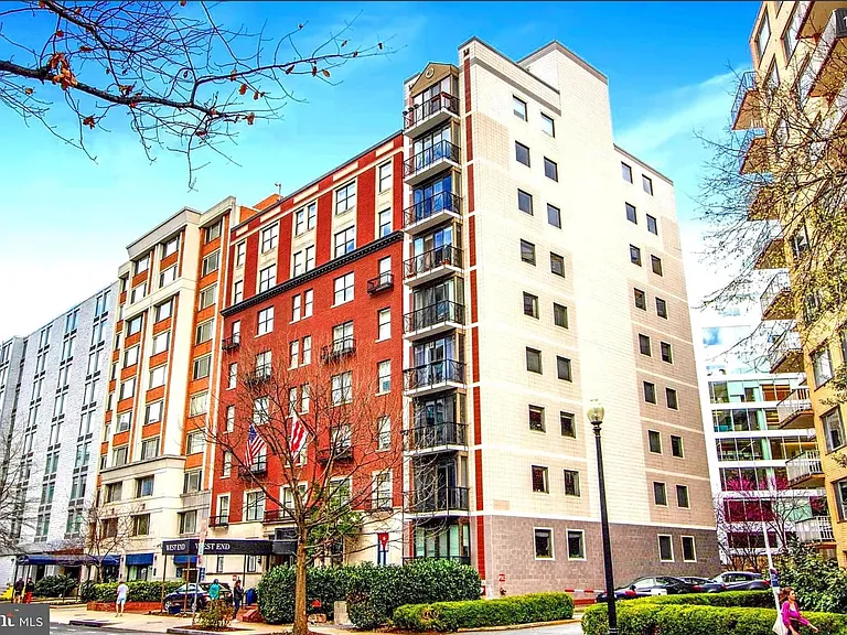 1117 New Hampshire Ave NW #6 — Photo 1