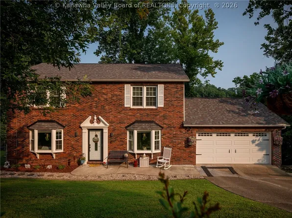 1231 Thomas Rd, South Charleston, WV 25303