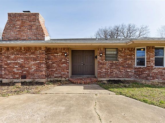 4th image of 1444 Howard Dr