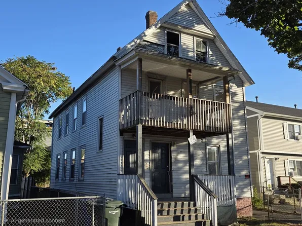 61-63 Wilcox St, Springfield, MA 01105