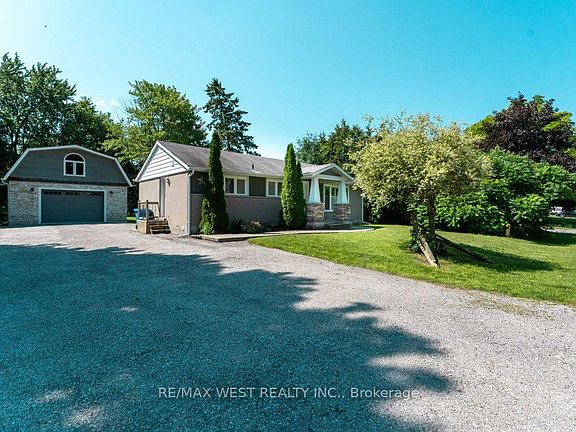 3rd image of 67 May Ave