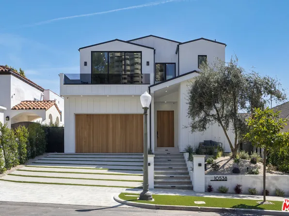 10538 Wellworth Ave, Los Angeles, CA 90024