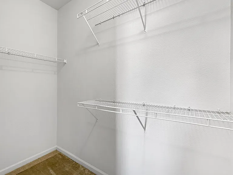 705 Beachfront Dr — Photo 35