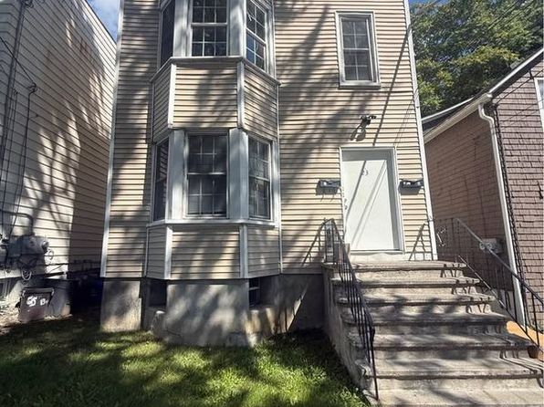 23 Bonheim St #2