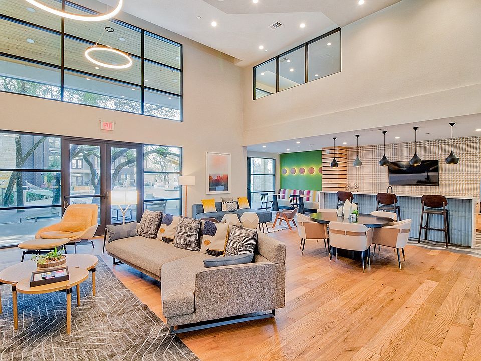 Wifi hotspots in resident lounge area