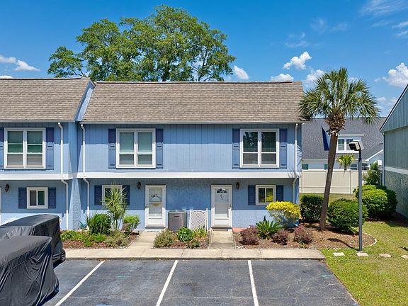 2nd image of 832 Villa Dr. #832