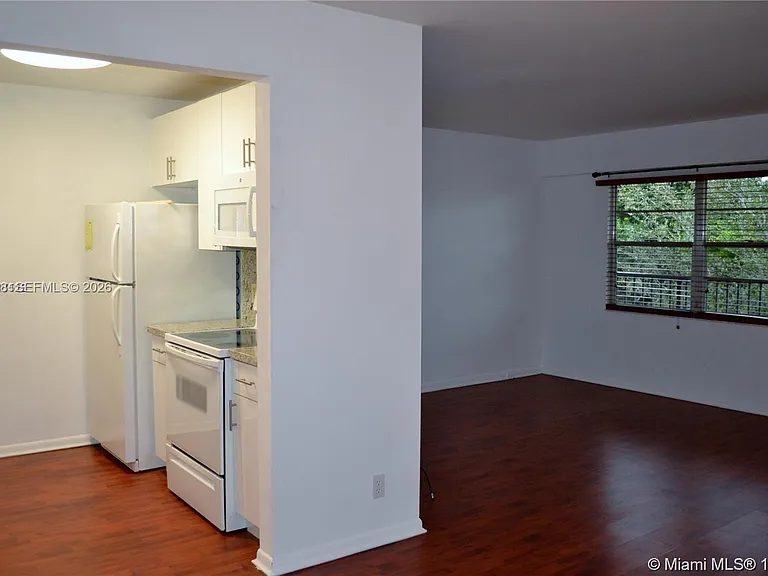 101 SW 132nd Way #415J — Photo 21