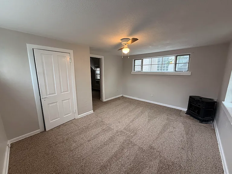 2230 N Ogden St — Photo 18