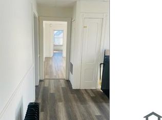 15 Wall St #3, Worcester, MA 01604