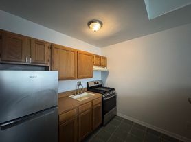 27 Galvaston Loop, Staten Island, NY