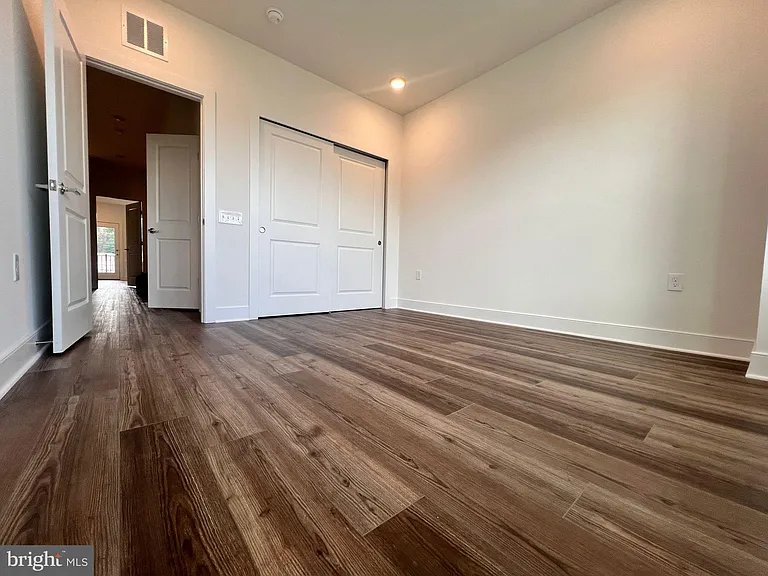 10840 Cedar Ave — Photo 20