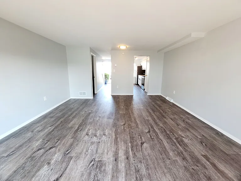 118 Elmur Dr #407 — Photo 12