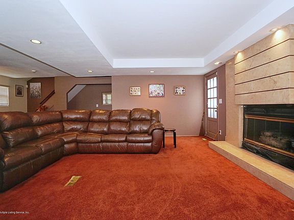 3rd image of 746 Katan Ave