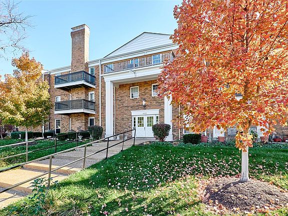 2nd image of 10374 Chimney Rock Dr APT 21
