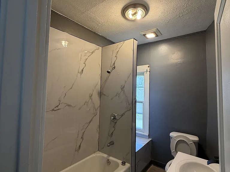 1137 E 66th St #1 — Photo 12