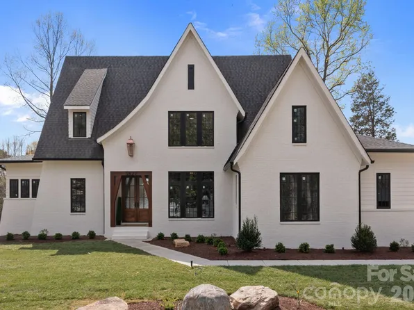 9627 Riviera Dr #69, Sherrills Ford, NC 28673