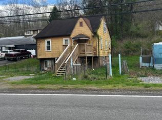 1062 Sun Valley Rd, Clarksburg, WV 26301